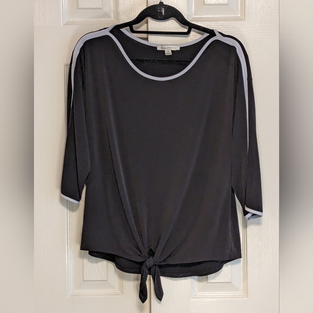 5/$25 Studio Works Black and White Blouse
